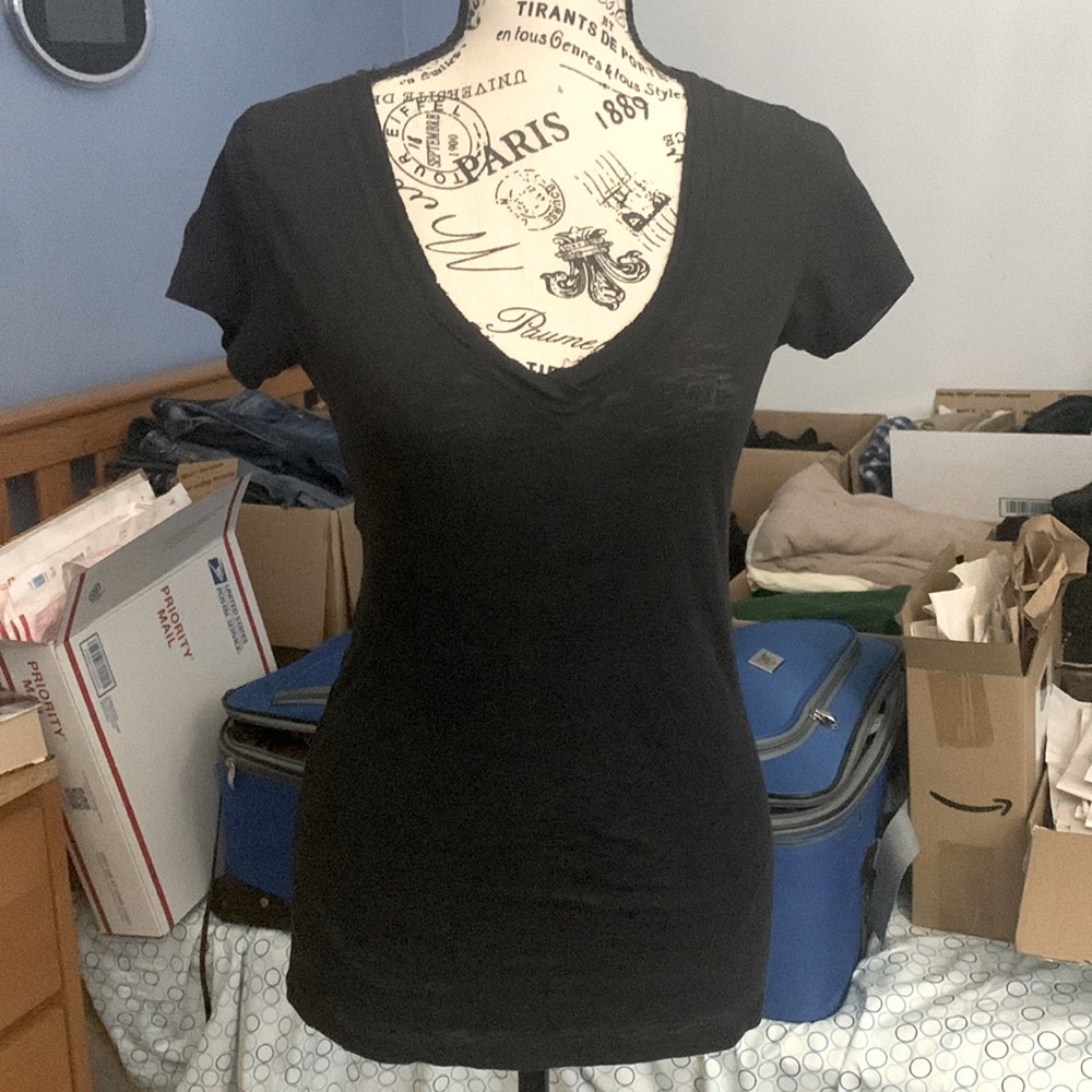 FREE W/ $10+ Purchase: Forever 21 Distressed V-Neck Tee